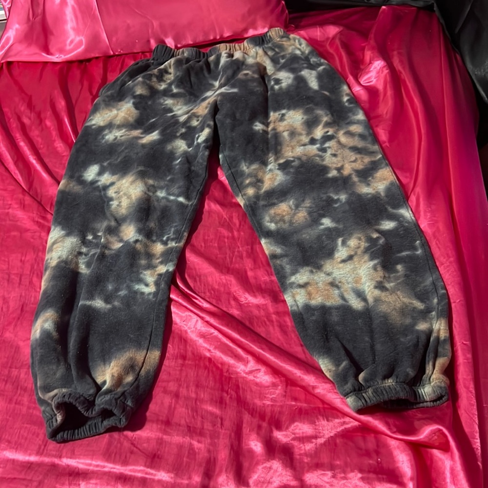 Wild fable, sweatpants size XS, tie-dye